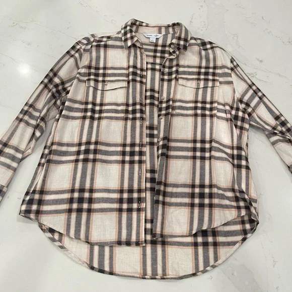 NWOT Old Navy “The Boyfriend” Plaid Button Down Shirt - Picture 4 of 15